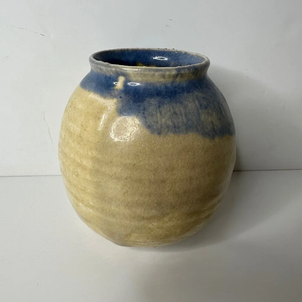 Becky Clonce Vance Studio Pottery Vase Signed '85 Blue Tan Drip Glaze Vintage 4